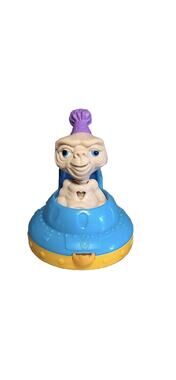 E.T Flying Saucer Space Ship VGR McDonalds action toy
